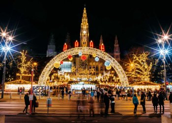 8 Best Christmas Markets in Vienna You Shouldn't Miss